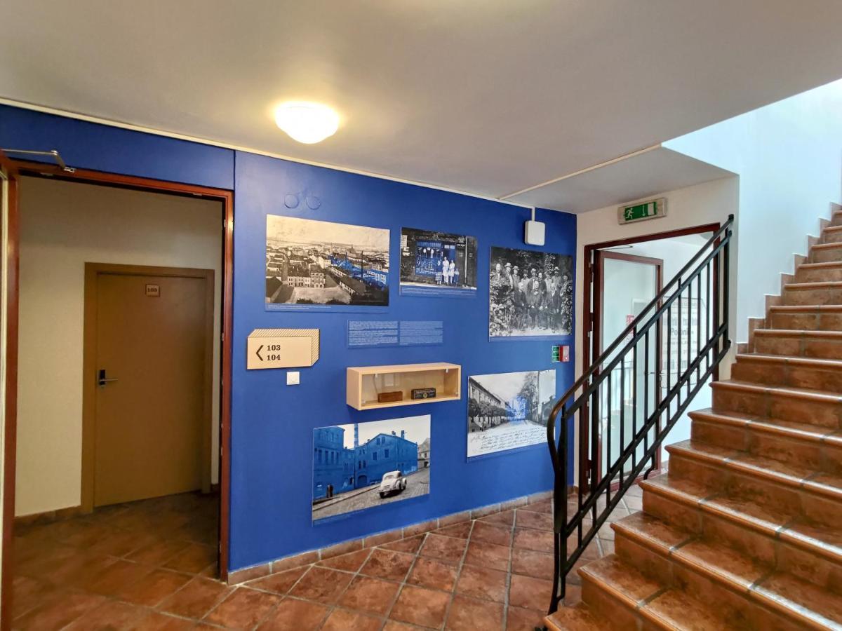 Hostel Mlotek I Perlik Tarnowskie Gory Exterior photo