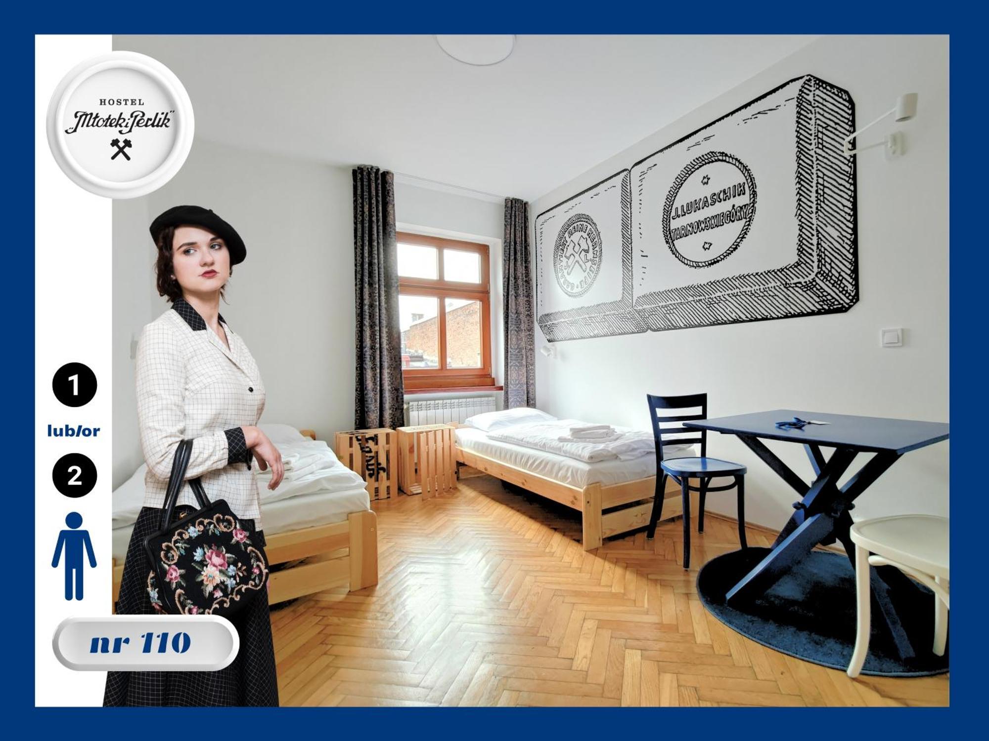 Hostel Mlotek I Perlik Tarnowskie Gory Exterior photo